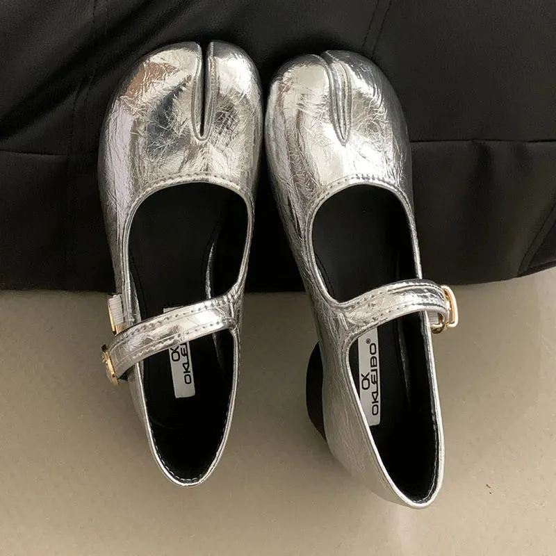 TAVIMART  -  Sliver Autumn Women New Flat Heel Mary Jane Shoes Fashion Split Toe Shallow Ladies Flats Soft Sole Ladies Casual Baller